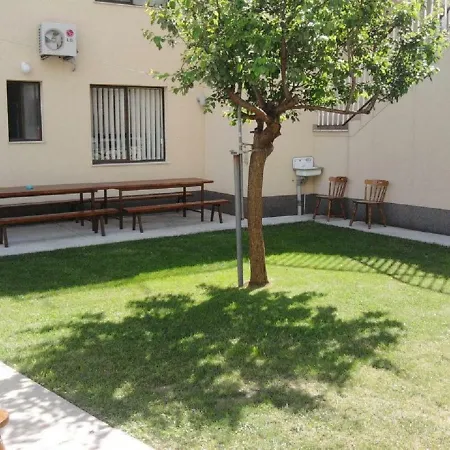 Danica Omis Appartement
